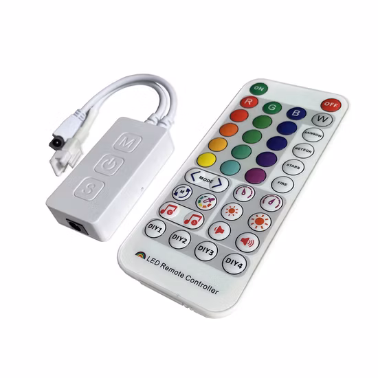 DC5V Ws2812b 個別にアドレス指定可能な 5050 RGB LED ストリップおよび Sp511e 音楽コントローラー Bluetooth デュアル出力 EU 米国英国 Au 電源キット